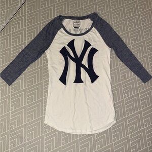 Victoria Secret PINK MLB Yankees Tee